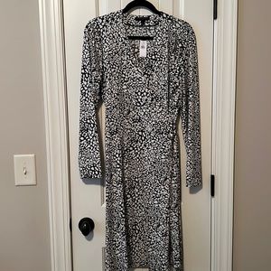 NWT Banana Republic long sleeve full wrap dress